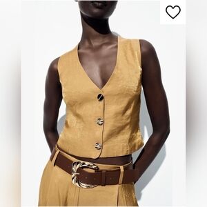 GOLD BUTTON SATIN EFFECT TOP Zara M